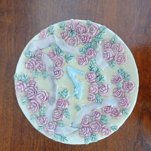 Miniature Resin Cinderella Tea Set - 10 Pieces - Picture 2 of 16